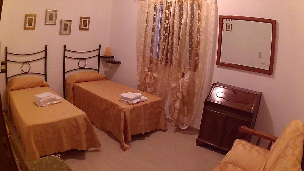 Bauernhof Agriturismo I Vigneti Olmedo Italien