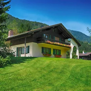 https://ferienwohnungen-vordermayer.com-bavaria.com